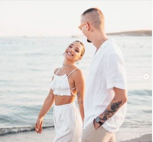 dilara aydin tatil